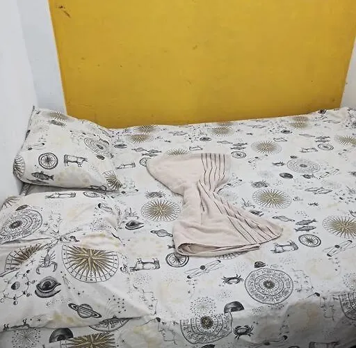 Casa Amarela, Ilha Dos Frades